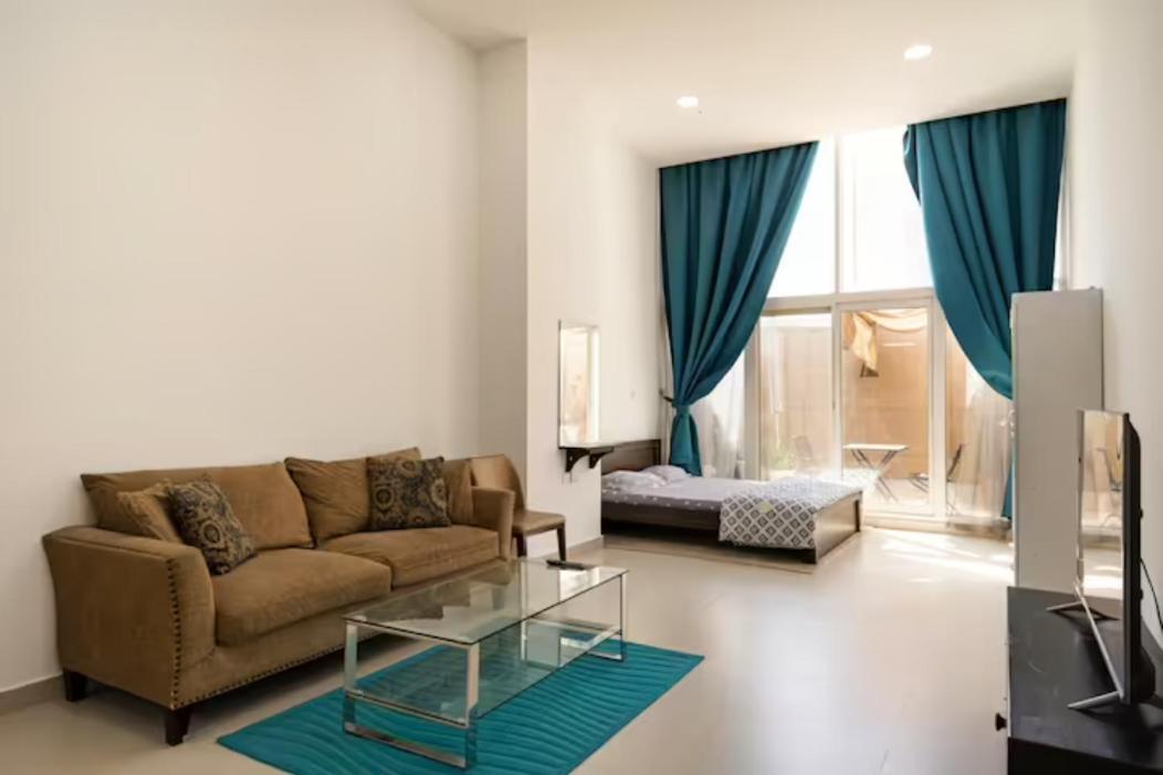 Modelux Tower 1 Apartment Дубай Екстериор снимка