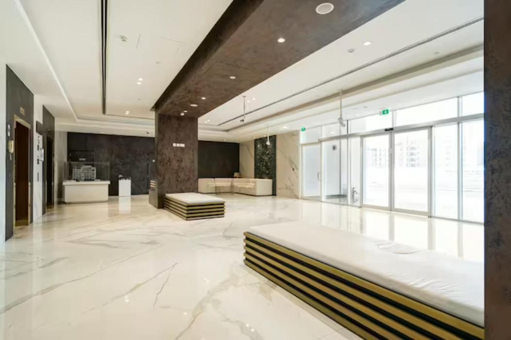 Modelux Tower 1 Apartment Дубай Екстериор снимка